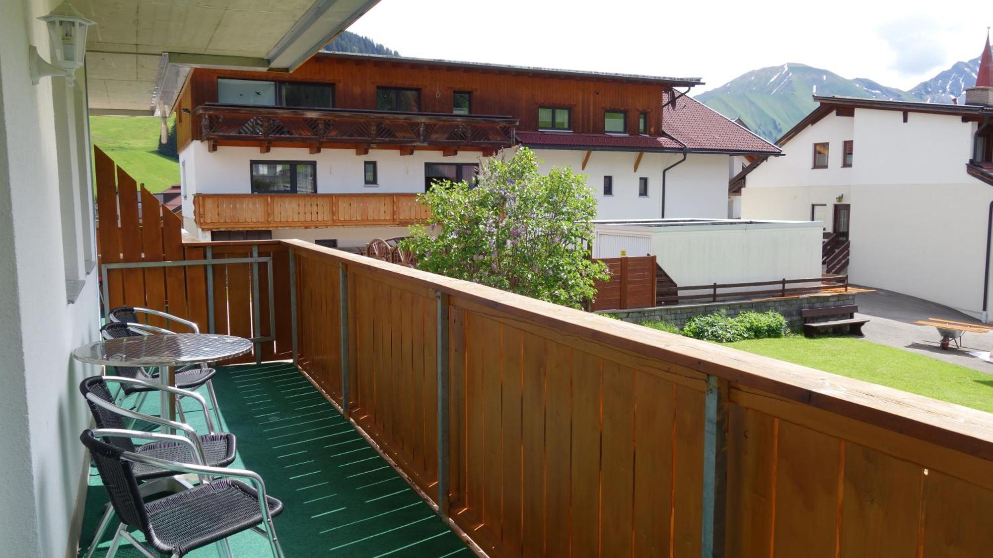 Landhaus Cornelia Berwang Exterior foto