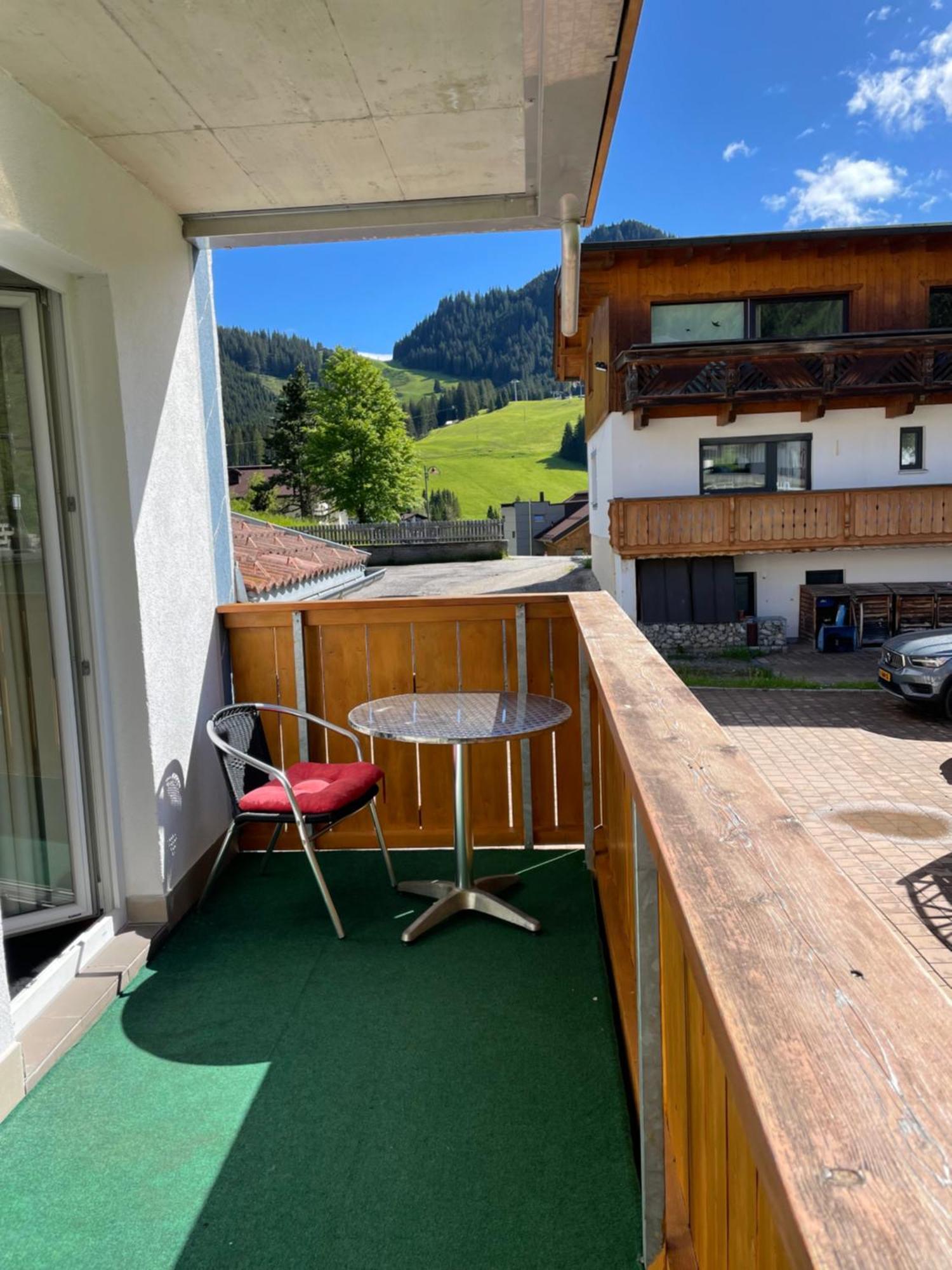 Landhaus Cornelia Berwang Exterior foto